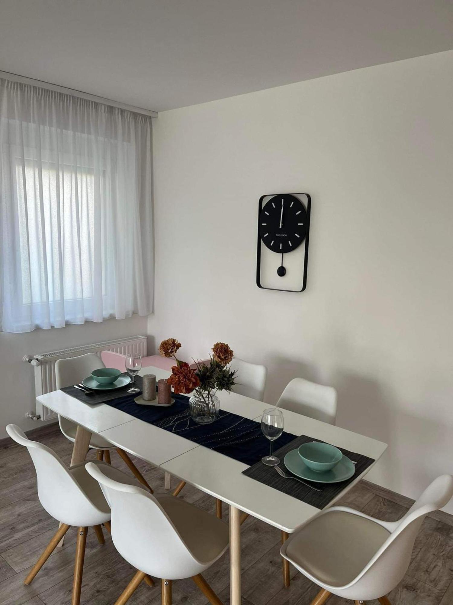 Ada Apartman โชพรอน ภายนอก รูปภาพ